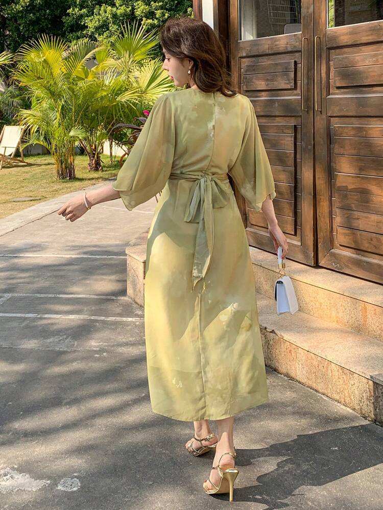 1pc Women's V-Neck Tie-Up Midi Dress With Allover Flower Print Vacation Outfits Women Easter
