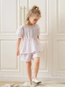 SHEIN Mädchen Schmetterling & Blumen Muster Stoff Rundhals Lässig Locker Kurzarm Hemd und Weite Taille Volant Saum Shorts Set, süßer & einfacher Sommer Outfit
