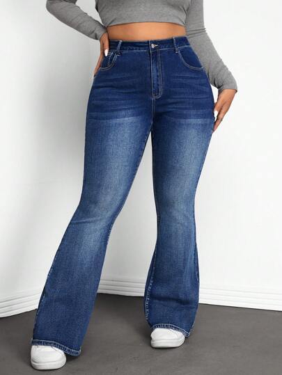 SHEIN ICON Plus Size Front Button Pocket Simple Flare Jeans, Casual Everyday Wear