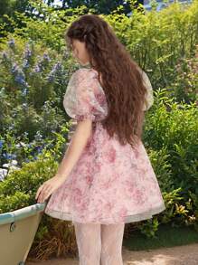 SHEIN MOD Rochie scurtă vintage cu imprimeu floral pentru femei, rochie grafică vintage, rochie pentru invitați la nuntă, rochii elegante pentru femei, rochii de ziua de naștere pentru femei, Ziua Îndrăgostiților, gotică, rochie cu corset, Fairycore, ținută de concert pentru femei, casual simplă și la modă, ținută de ziua de naștere, ținute de seară pentru femei, ținută de Anul Nou Chinezesc, ținute de vacanță pentru femei, ținută de concert la țară, ținută de petrecere a ceaiului, ținute de brunch pentru femei. - Multicolor - Vizualizare 3