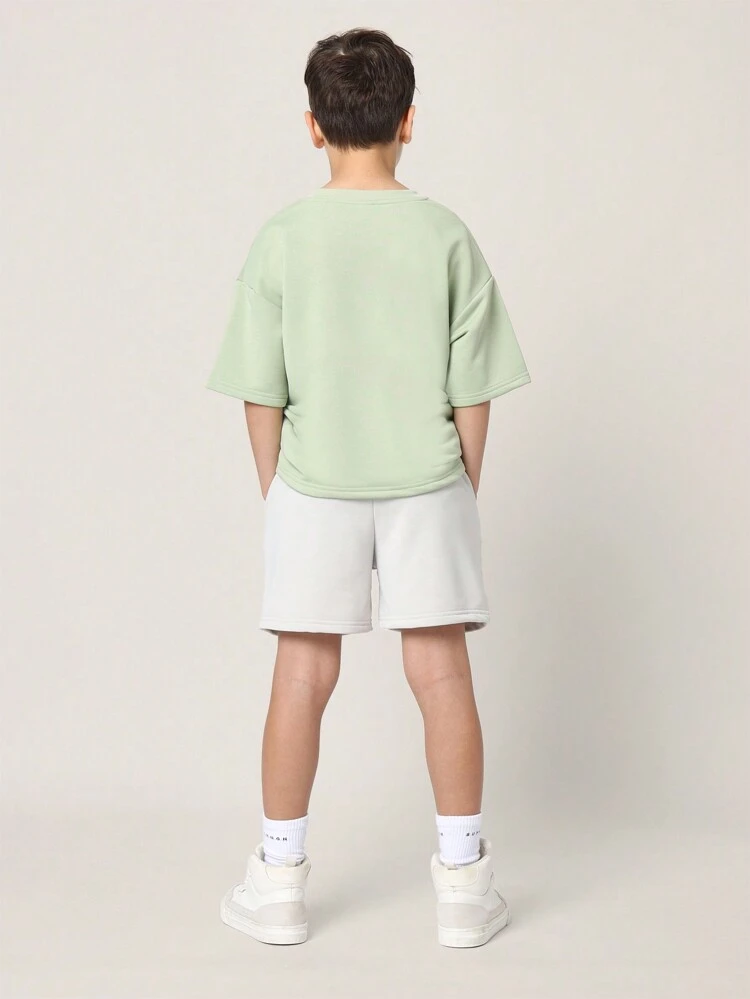 Conjunto casual de dos piezas de camiseta y pantalones cortos