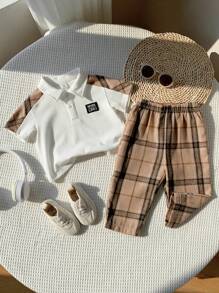 SHEIN 2 件套男婴女婴休闲绅士格子拼布 Polo 衫和卡其红黑格子裤套装，适合生日派对、洗礼、1 岁生日庆祝、晚会、表演、婚礼 - 白色 - 查看 5