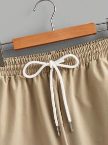 Manfinity Joysei 男士修身字母印花短袖 T 恤和梭织短裤两件套，舒适服装