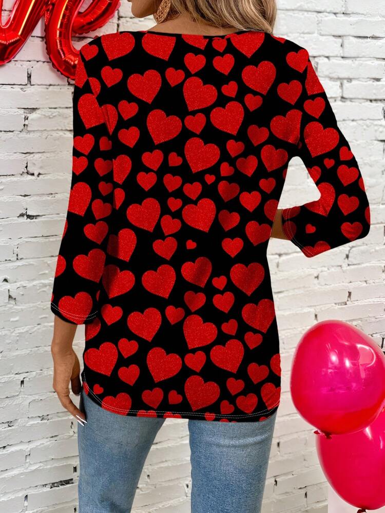 Women Round Neck Long Sleeve Heart Print Casual T-Shirt