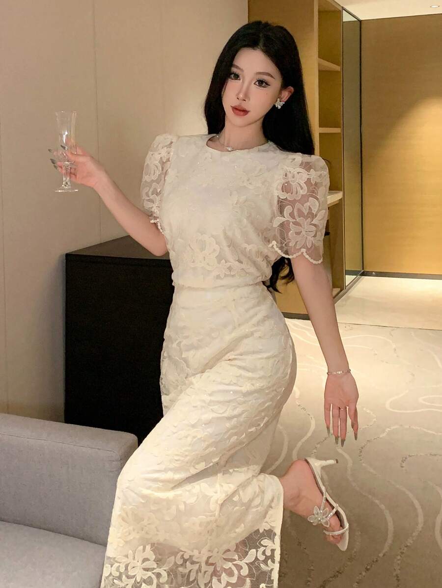 DAZY Ensemble 2 pièces pour femme: blouse à col rond élégante en dentelle avec manches bouffantes et jupe, tenue invitée de mariage pour l'été - Beige - Voir 1