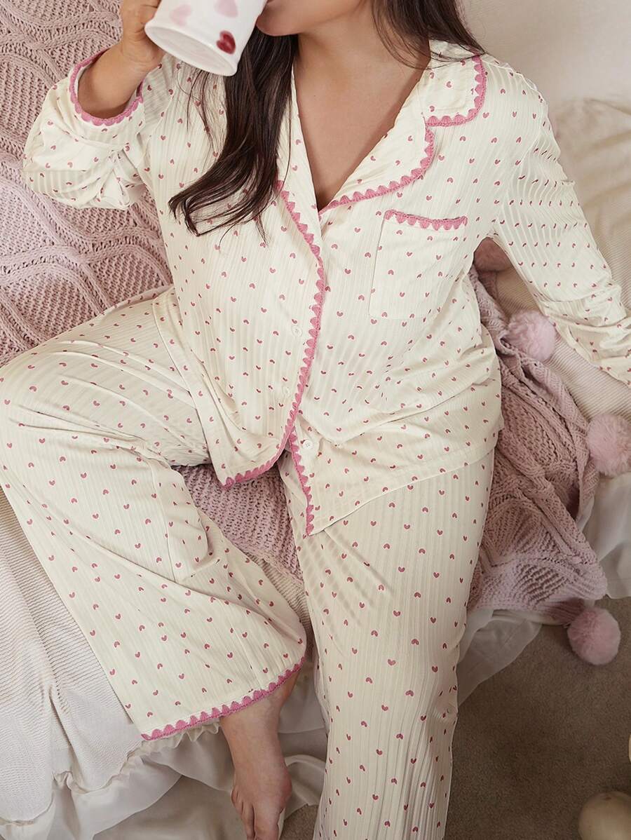 SweetSlumber Plus Size Heart Print Contrast Color Pajama Set With Long Sleeve Top And Pants, Fall Clothes, Cozy Outfit