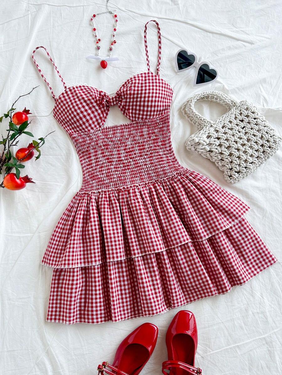 Soleia 女士节日红白格子褶皱镂空低腰露背蝴蝶结双层荷叶边下摆迷你连衣裙，适合圣诞节、派对、约会、情人节、下午茶