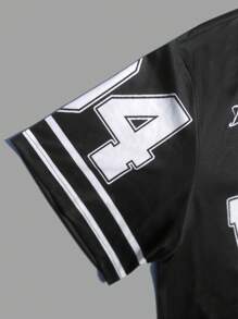 Manfinity EMRG Conjunto de camiseta de manga corta con estampado de letras y pantalones cortos para hombres