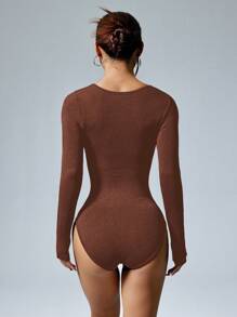 Easithlete 1 件女式纯色甜心领长袖修身无缝紧身衣 - 咖啡棕 - 查看 3