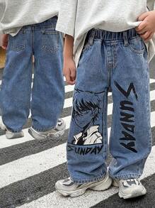 SHEIN 男童新款时尚休闲做旧漫画图案宽松蓝色牛仔裤，适合儿童春季和街头穿着 - 中等水洗藍 - 查看 1
