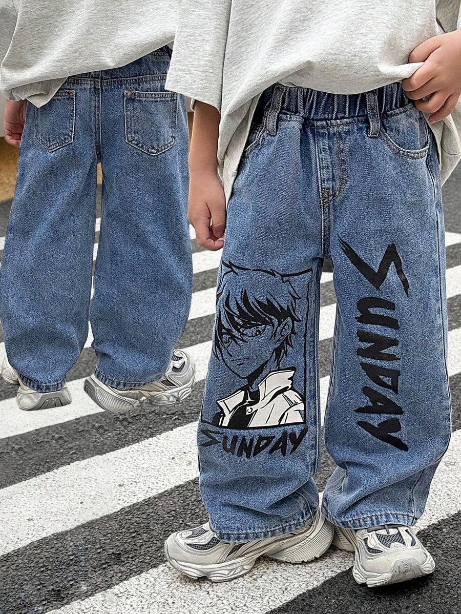 SHEIN 男童新款时尚休闲做旧漫画图案宽松蓝色牛仔裤，适合儿童春季和街头穿着 - 中等水洗藍 - 查看 1