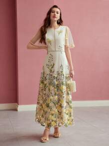 MOTF PREMIUM 对比色网布花卉刺绣连衣裙