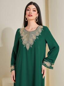 Al Najma Đầm mini họa tiết trang trí cổ tròn dài tay phong cách Ả Rập cho nữ - Màu xanh lá cây đậm - Xem 6