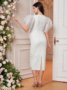 SHEIN 孕妇优雅青春成熟风格荷叶边袖圆领后开叉长款紧身孕妇连衣裙 - 白色 - 查看 2