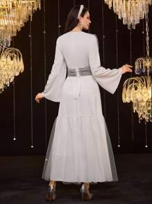 Al Najma 女士优雅缎带拼接网眼下摆喇叭袖阿拉伯风格连衣裙 - 白色 - 查看 7