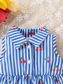 SHEIN Playful Pals 女婴条纹樱桃印花纽扣半襟无袖夏装 - 藍色 - 查看 3