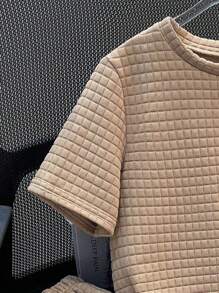 SHEIN 2 件套青少年男童休闲可爱图案纹理面料圆领衬衫和短裤套装，适合通勤、上学、日常休闲外出、运动、春夏 - 卡其色 - 查看 7