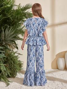 SHEIN Set de 2 piezas para niñas preadolescentes: Blusa superior con cuello redondo con volantes y estampado floral retro y pantalones anchos y holgados, para vacaciones/campo
