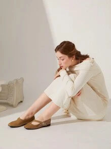 CUCCOO CHICEST 圆头双色拼接柔软芭蕾平底鞋，女式一脚蹬舒适休闲便鞋