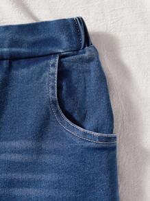 SHEIN Tween Girls Classic Elegant Fashion Medium Wash Blue Flared Jeans, Versatile & Comfortable For Outdoor Activities And Daily Matching, Spring And Summer - Blue - View 6