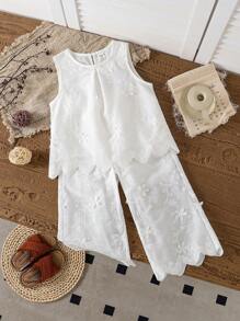 SHEIN 2 件套年轻女孩休闲白色针织刺绣无袖上衣和裤子套装，女孩春夏新款服装 - 白色 - 查看 3