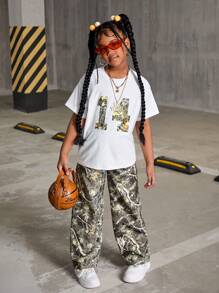 SHEIN Set de 2 piezas Camiseta con estampado de número casual y de rama de árbol camuflado + Pantalones de camuflaje para niñas preadolescentes