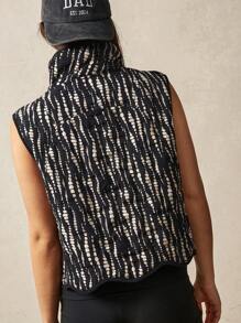 VARSITIE High Collar, Sleeveless, Black And White Tie-Dye Pattern, Asymmetric Hem Women Outdoor Jackets - Black - View 7