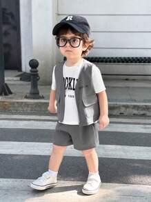 SHEIN 3 stuks/set babyjongen/meisje zomer casual letter grafische print ronde hals t-shirt, effen kleur vest, elastische taille zak sport shorts, geschikt voor casual straatkleding