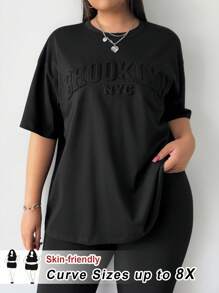 SHEIN CURVE+ Curve Plus Embossed Letter "Brooklyn" Black T-Shirt For Plus Size Women - Black - View 1