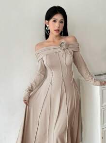 Modelyn 女士优雅露肩针织紧身连衣裙，荷叶边下摆，韩式风格 - 米色 - 查看 4