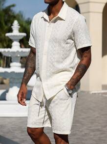 Manfinity Homme Conjunto de top casual de manga corta con botones y shorts de unicolor para hombre