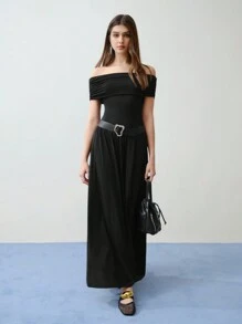 MOTF STUDIO VESTIDO MIDI DE MUJER CON UN HOMBRO DESCUBIERTO Y HEBILLA DE METAL - Negro - Ver 5