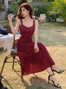 DAZY 女士两件套：镂空刺绣吊带背心和A字裙度假套装 - 紅色 - 查看 7