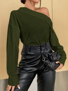 SHEIN Privé Camisa casual de manga larga con hombros oblicuos de unicolor, para uso diario