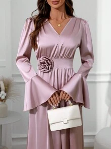 SHEIN Clasi فستان أنيق ذو فتحة رقبة على شكل حرف V وأكمام طويلة واسعة وخصر ضيق مزخرف بالزهور مناسب للربيع والصيف، طويل من الخلف وقصير من الأمام - وردي - مشاهدة 7