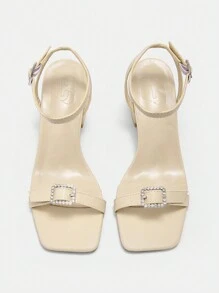 CUCCOO CURVES Plus Size Women's Wide Width Strap Buckle Sandals, Suitable For Outdoor, Vacation And Daily Wear - Apricot - View 7