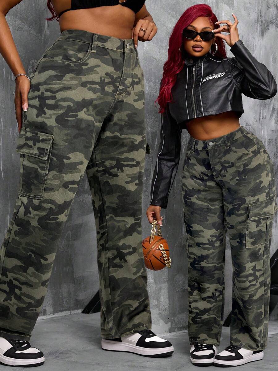 SHEIN SXY Plus Size Stretch Denim Camouflage Print Cargo Straight Leg Pants - Multicolor - View 1