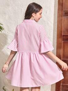SHEIN 少女条纹拼布不对称荷叶边领休闲编织连衣裙，粉色和白色 - 粉色 - 查看 2