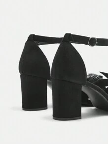 CUCCOO CURVES 大码女式黑色踝带经典时尚舒适高跟凉鞋春季鞋春假复活节