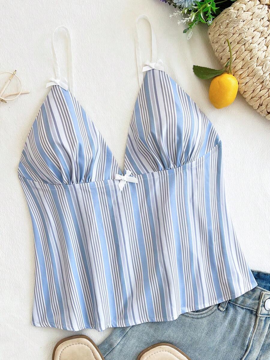 SHEIN Unity Camiseta de tirantes con diseño de lazo a rayas y contraste de color en escote en V profundo para vacaciones - Celeste - Ver 1