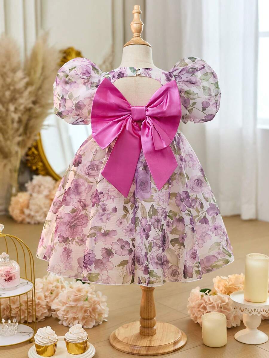 SHEIN Young Girl Chiffon Ditsy Floral V-Neck Puff Sleeve Hollow Out Bow Back Decor Party Dress