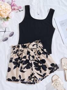 SHEIN Teenager Mädchen Schwarz Tank Top + Khaki Blätter Muster Loose Shorts 2-teiliger Anzug, Urlaubsstil geeignet für den Sommer