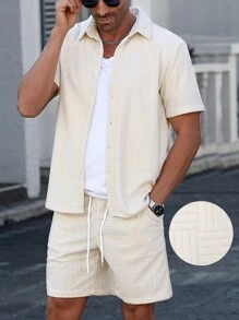 Manfinity Homme Manfinity Men Solid Color Short Sleeve Button Up Shirt And Drawstring Waist Shorts 2 Pieces Set, Men Two Pieces Outfits, Jacquard Fabric, White Men Set, Boy Friends Gifts, Men Casual Sets, Men Two Pieces Casual, Men Summer Clothes Set
