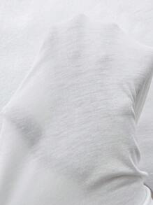 SHEIN PETITE CURVE 2 件加大码短袖圆领 T 恤和 A 字裙套装，夏季时尚 - 米色 - 查看 6