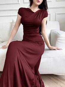 Modelyn 女士优雅纯色不对称领口酒红色连衣裙 - 酒紅色 - 查看 6