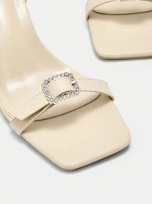 CUCCOO CURVES Plus Size Women's Wide Width Strap Buckle Sandals, Suitable For Outdoor, Vacation And Daily Wear - Apricot - View 6