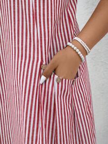 EMERY ROSE Plus Size Vertical Striped Sleeveless Dress With Pockets