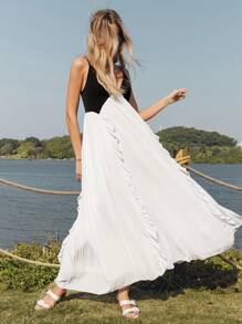 SHEIN LUNE Spring New Romantic Ruffles Black & White Splicing Pleated Slip Dress, Elegant French Style Office Lady / Airport/Vacation Long Dress For Women For Valentine's Day - White - View 3