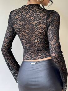 Aloruh 女式纯色长袖蕾丝镂空喇叭袖白色衬衫，秋冬 - 黑色 - 查看 2