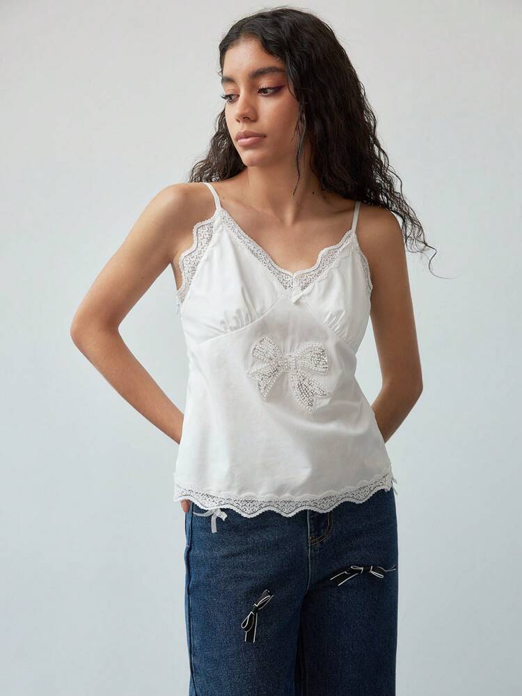 MOTF STUDIO CONTRAST LACE BEADED BOW PATTERN CAMI TOP